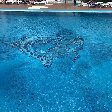 Drago... Relax, Terraza, Piscina & Parking شقة