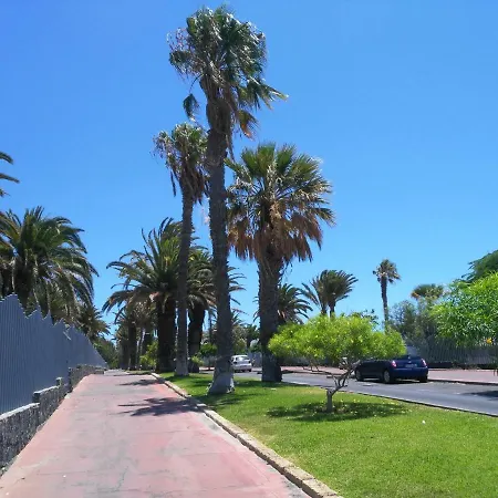 شقة Drago... Relax, Terraza, Piscina & Parking أرونا